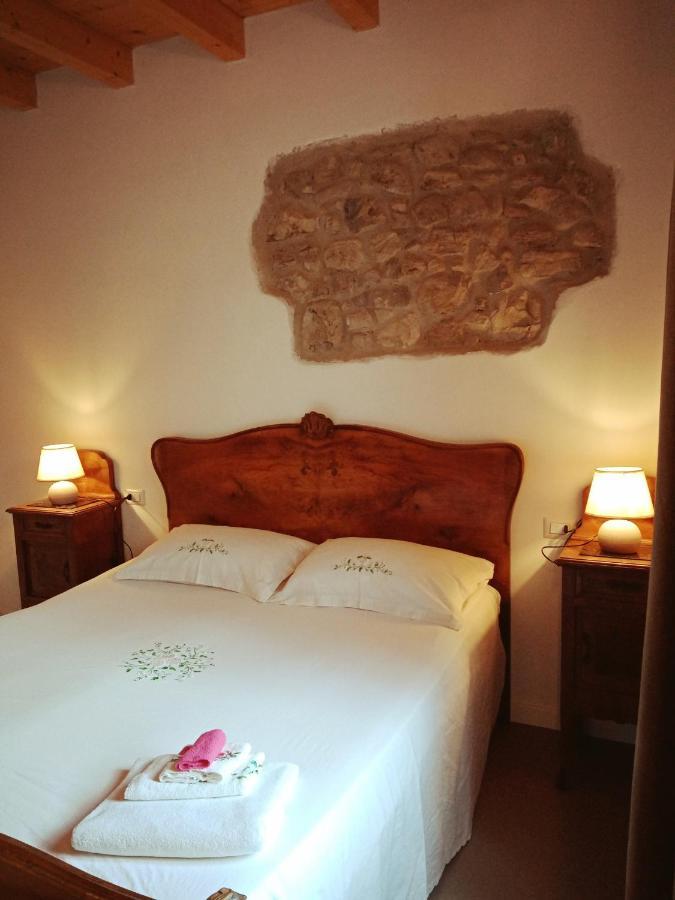 B&B La Corte Del Segrino Canzo Екстериор снимка